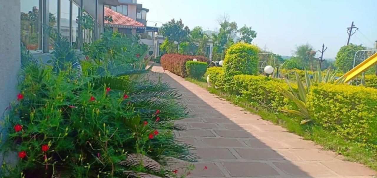 Complimentary Water Park Igatpuri Hotel Екстериор снимка